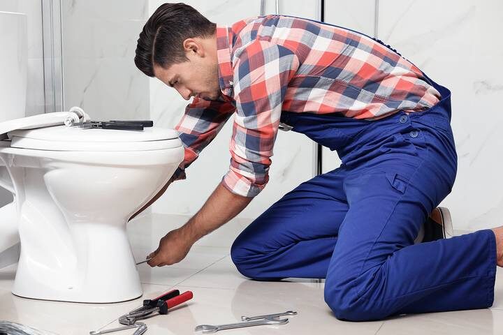 Reasons why your toilet base is leaking…